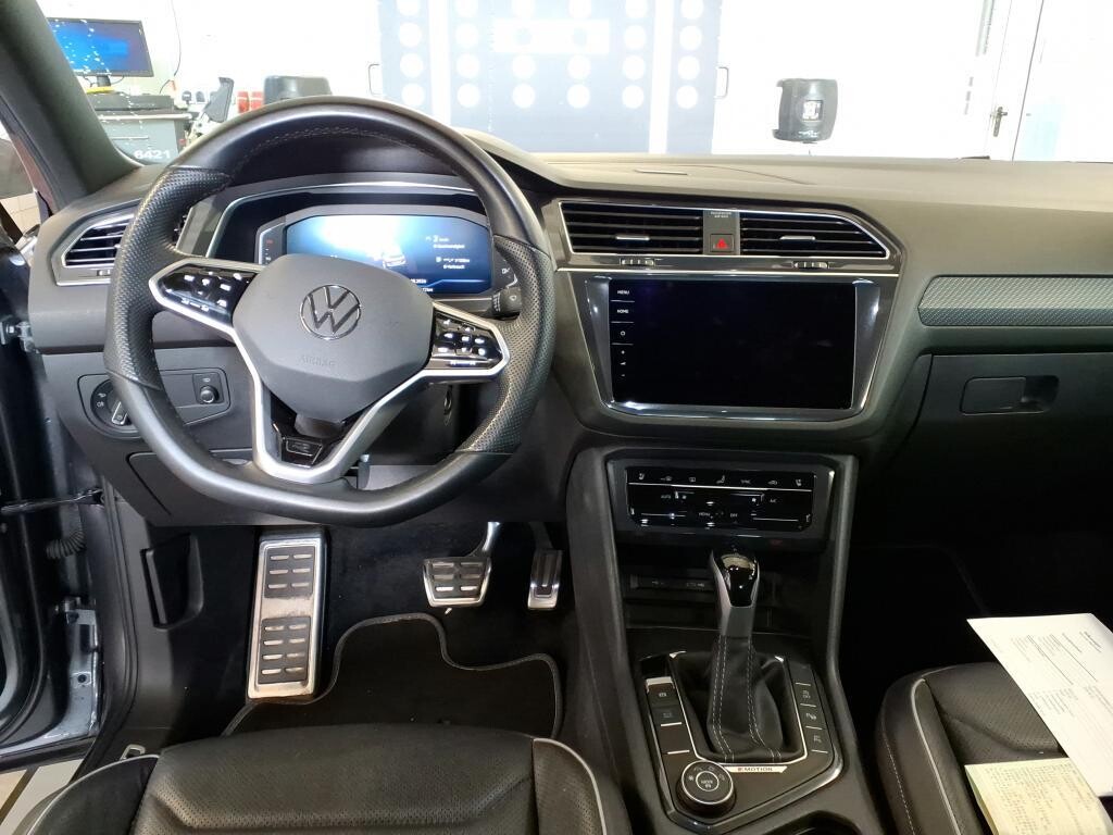 Volkswagen Tiguan - zdjęcie 5