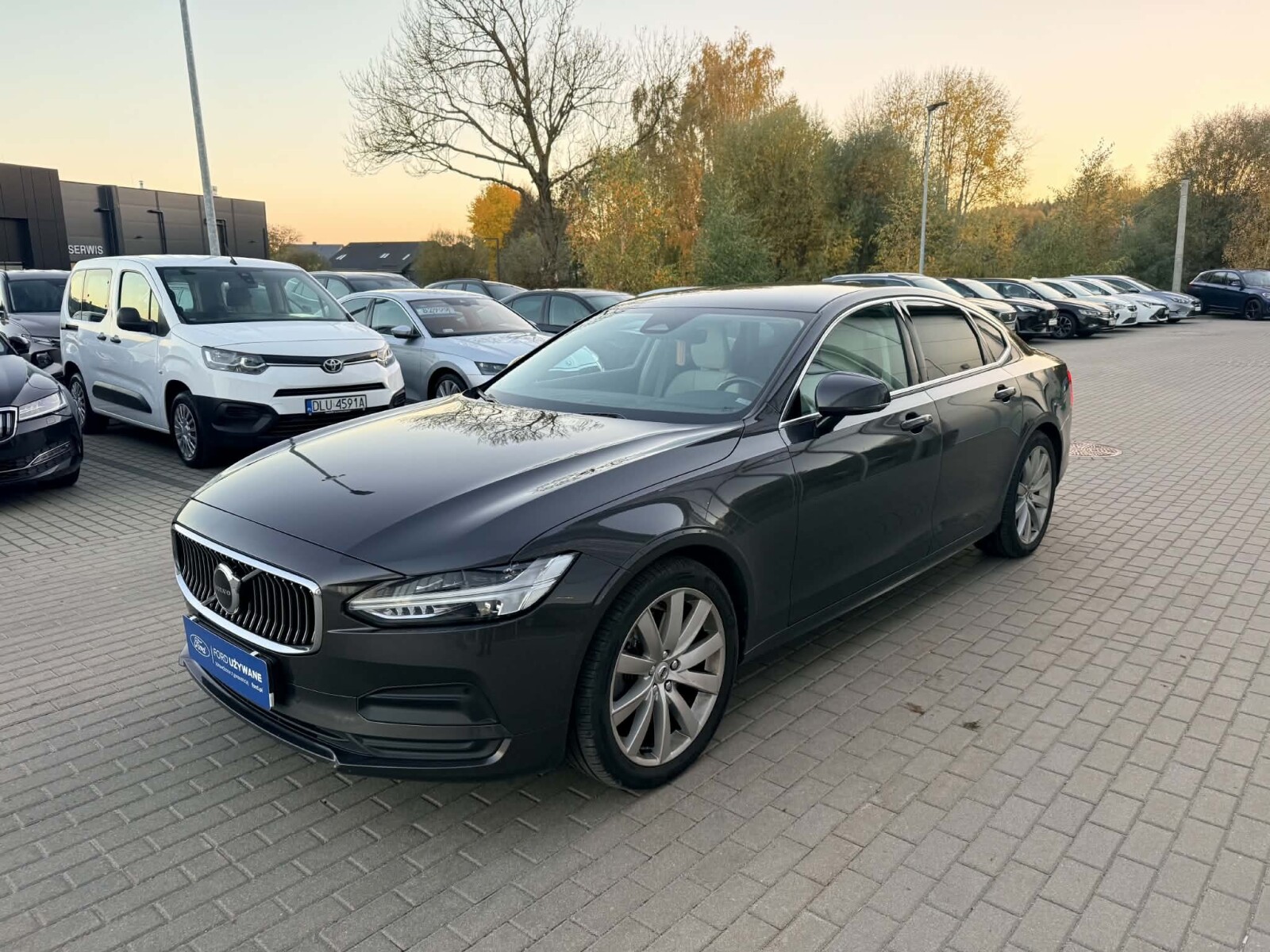 Volvo S90 - zdjęcie 1
