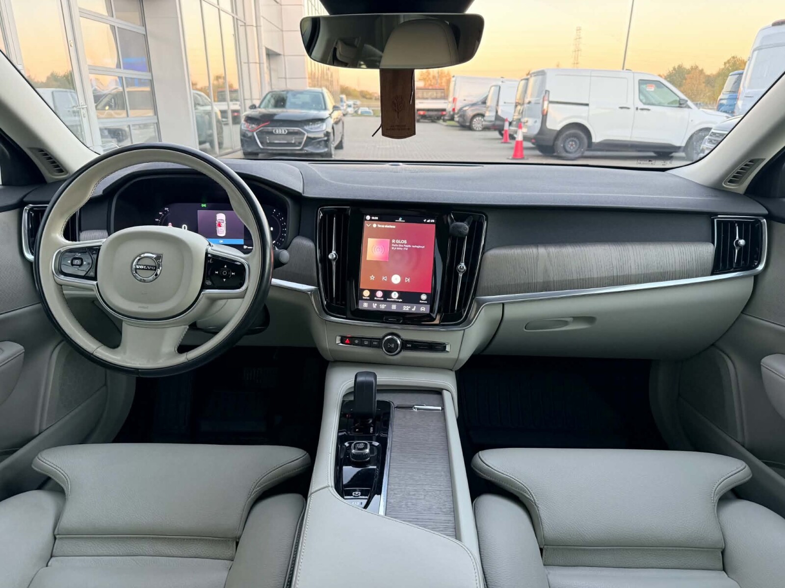 Volvo S90 - zdjęcie 3