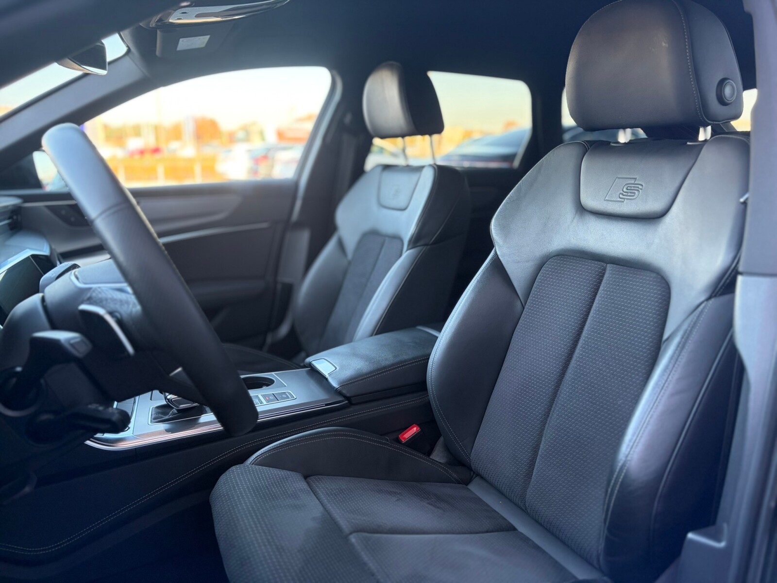 Audi A6 Avant - zdjęcie 12