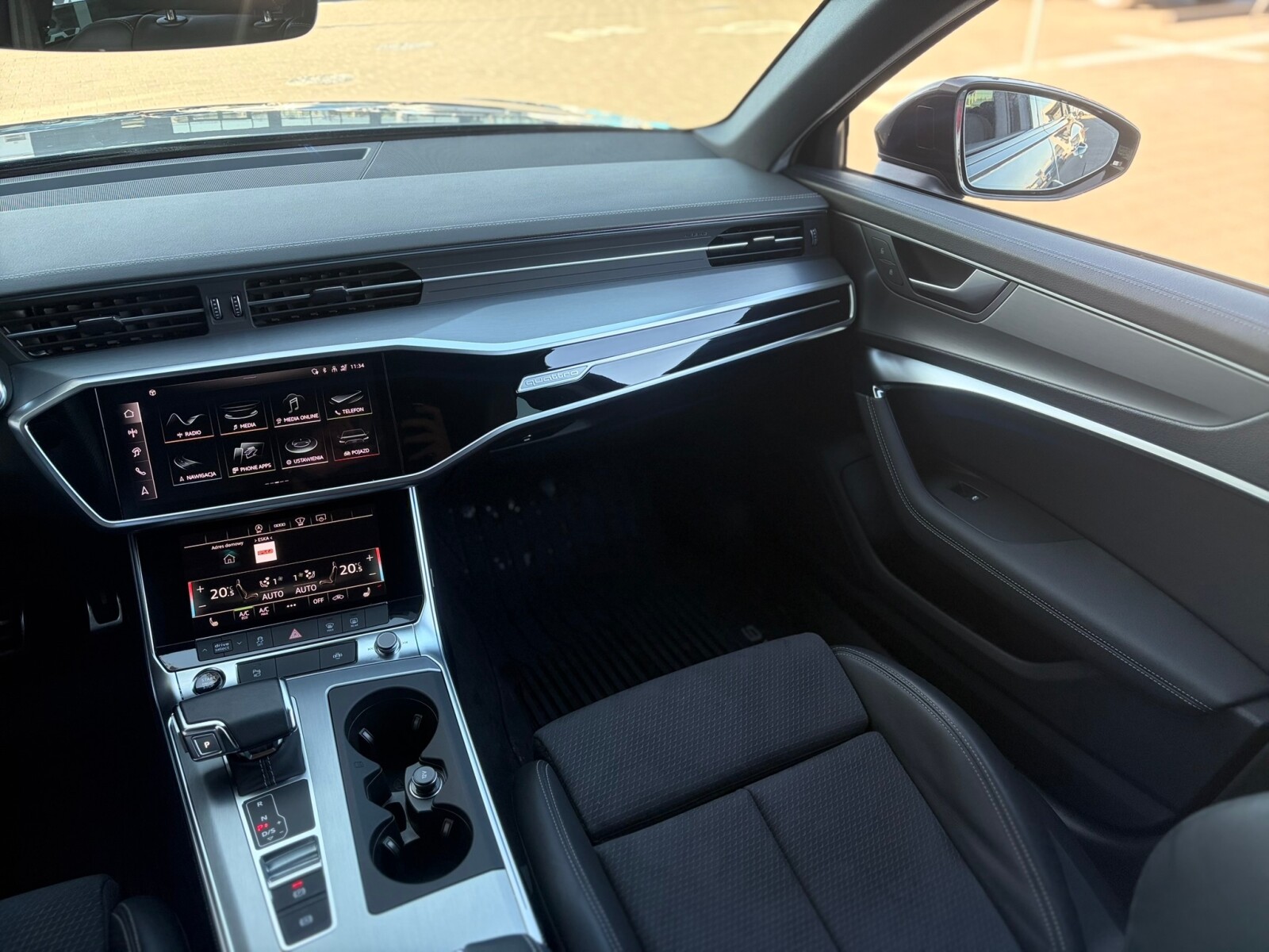 Audi A6 Avant - zdjęcie 16