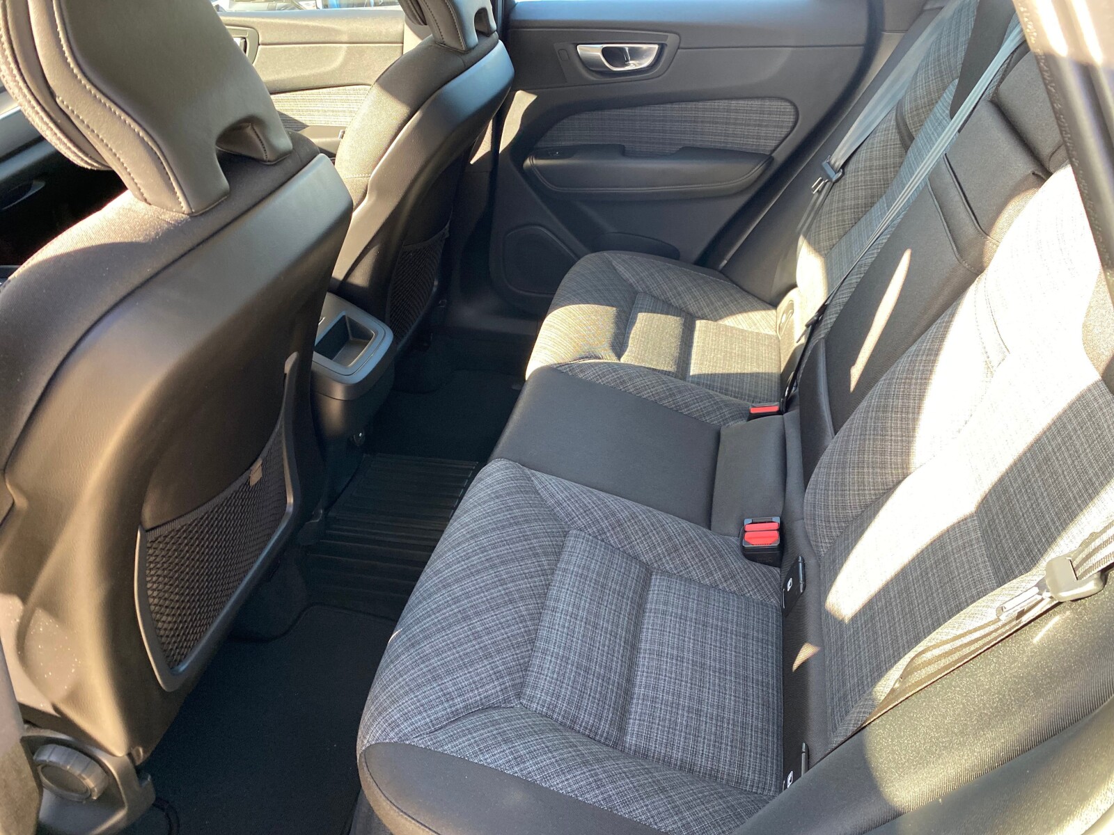 Volvo XC 60 - zdjęcie 9