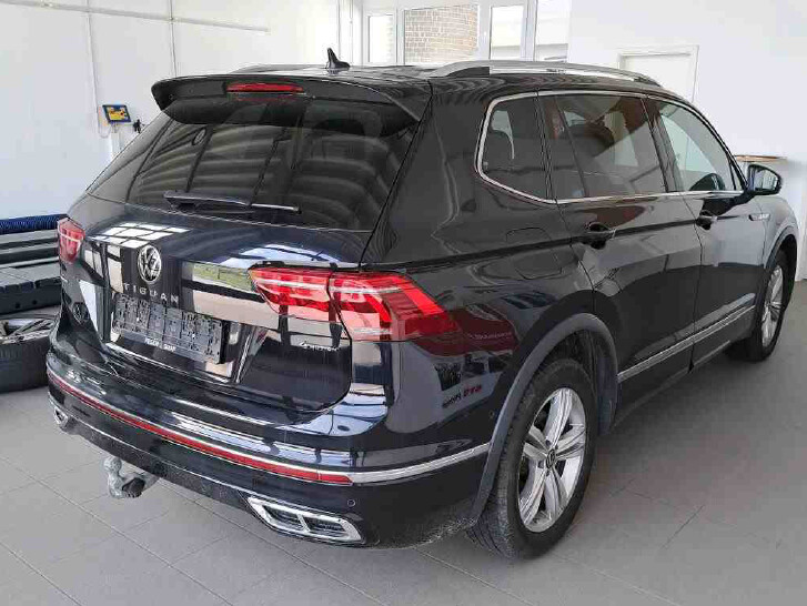 Volkswagen Tiguan Allspace - zdjęcie 2