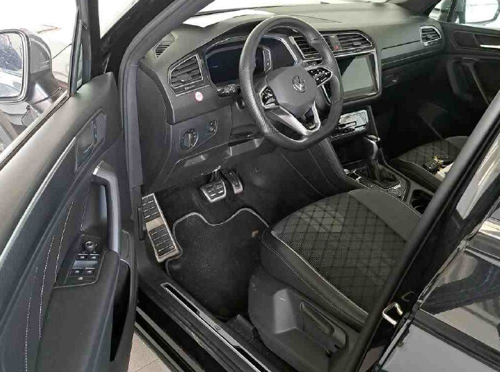 Volkswagen Tiguan Allspace - zdjęcie 3