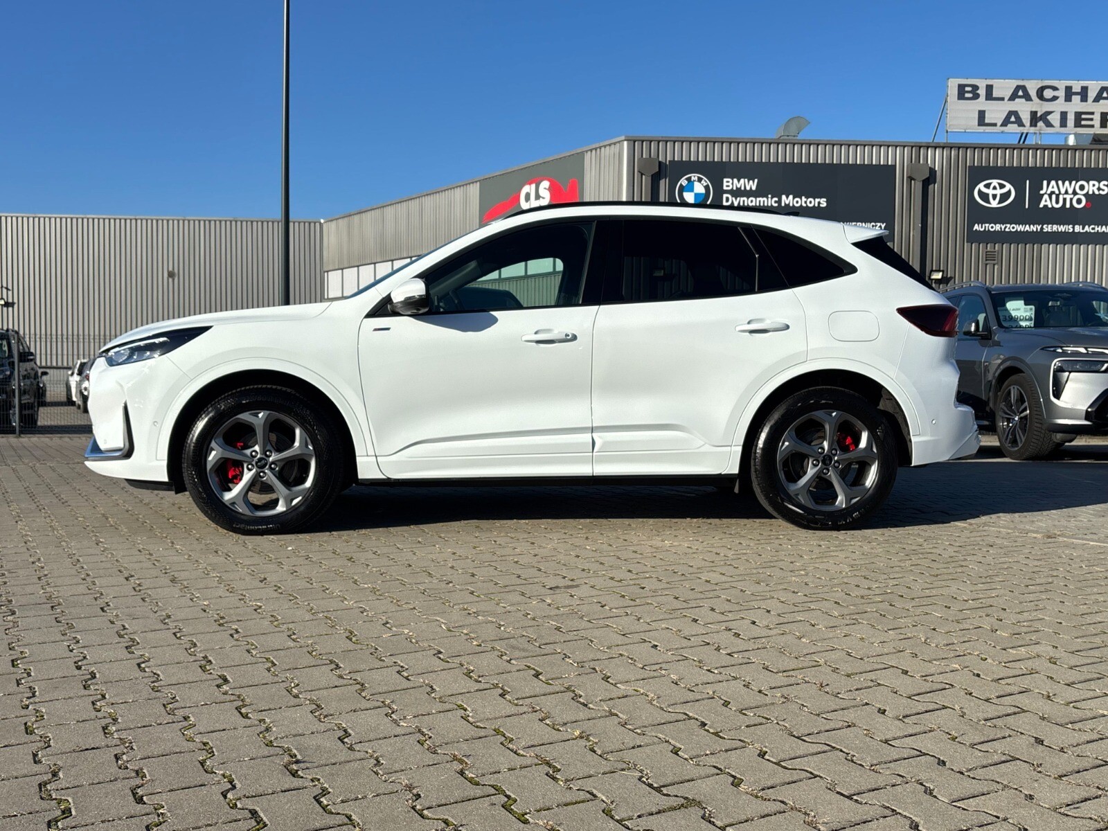 Ford Kuga - zdjęcie 8