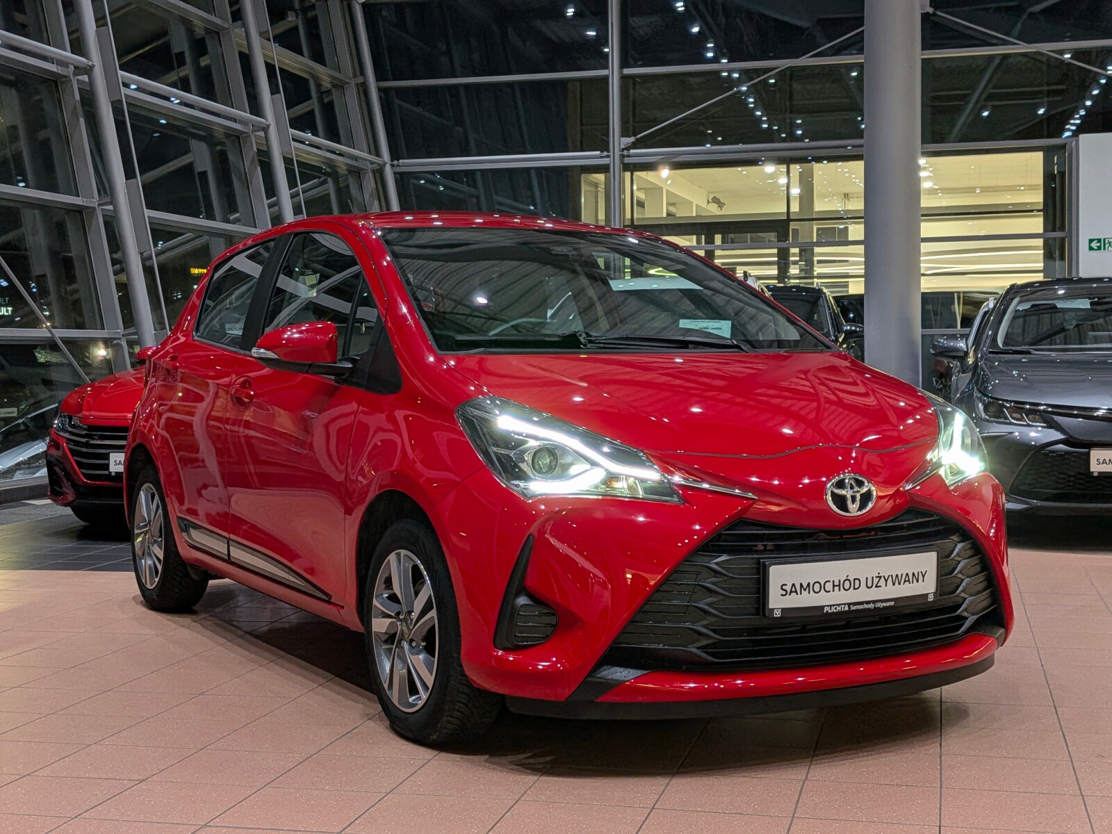 Toyota Yaris - zdjęcie 6