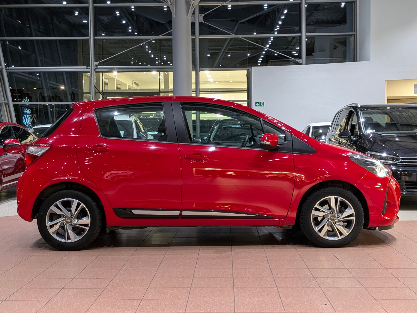 Toyota Yaris - zdjęcie 5