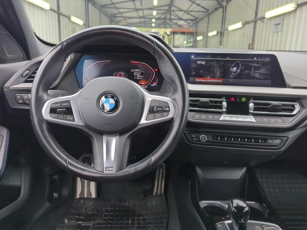 BMW 118 - zdjęcie 4