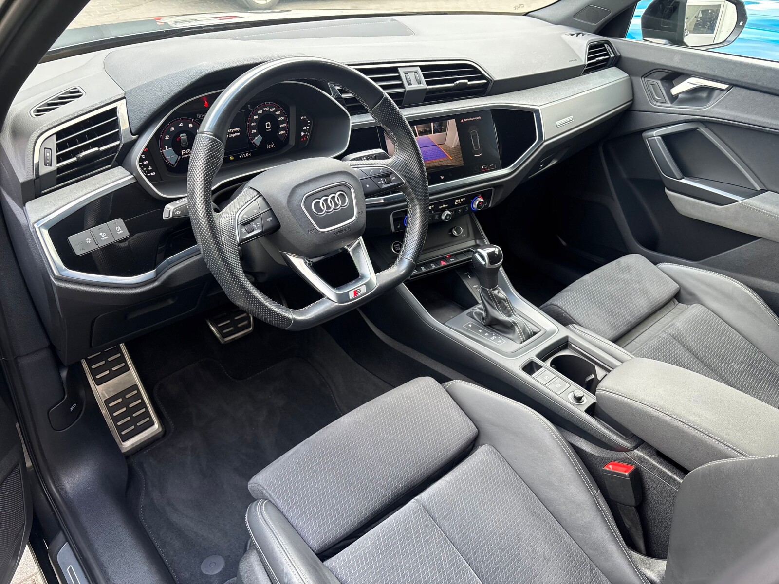 Audi Q3 - zdjęcie 15
