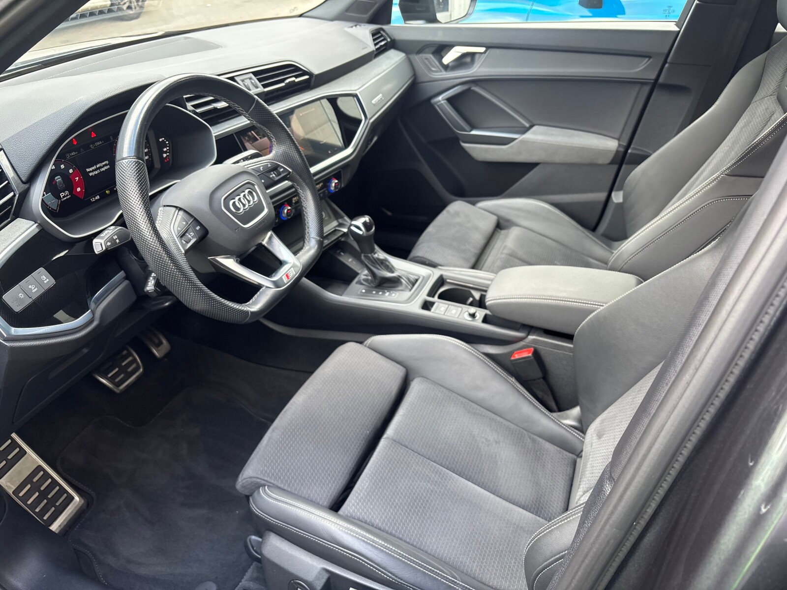 Audi Q3 - zdjęcie 24