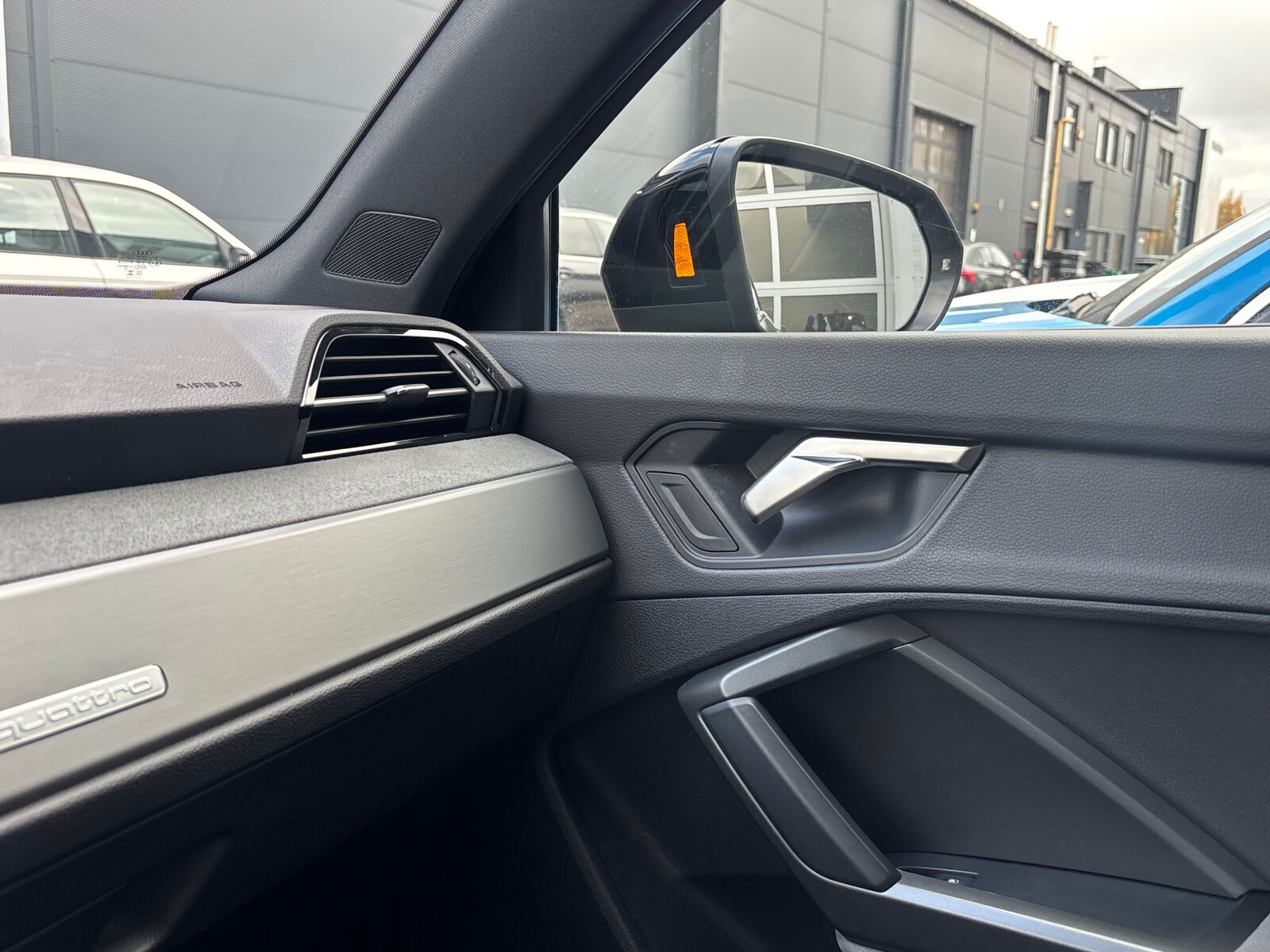Audi Q3 - zdjęcie 22