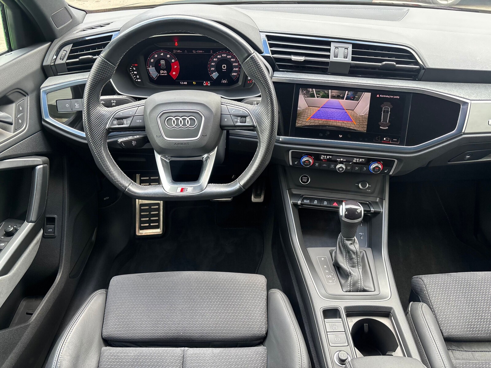 Audi Q3 - zdjęcie 10