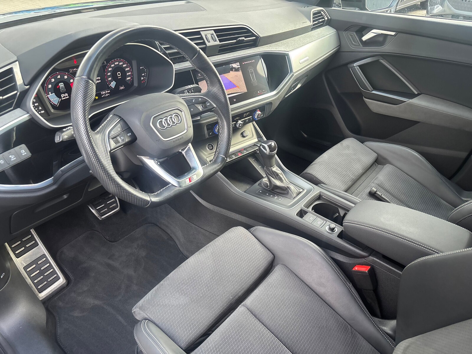 Audi Q3 - zdjęcie 32