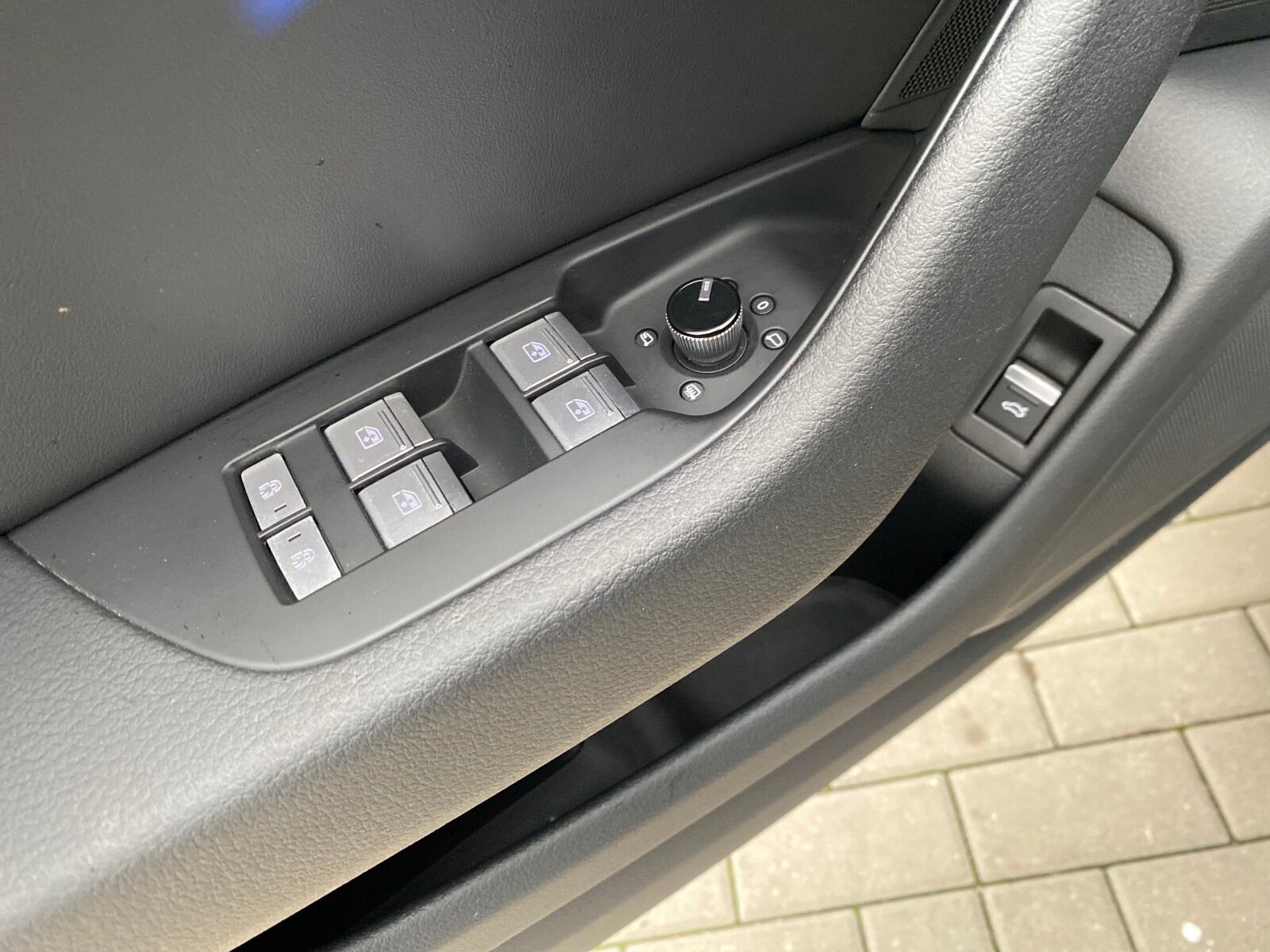 Audi A6 allroad - zdjęcie 19