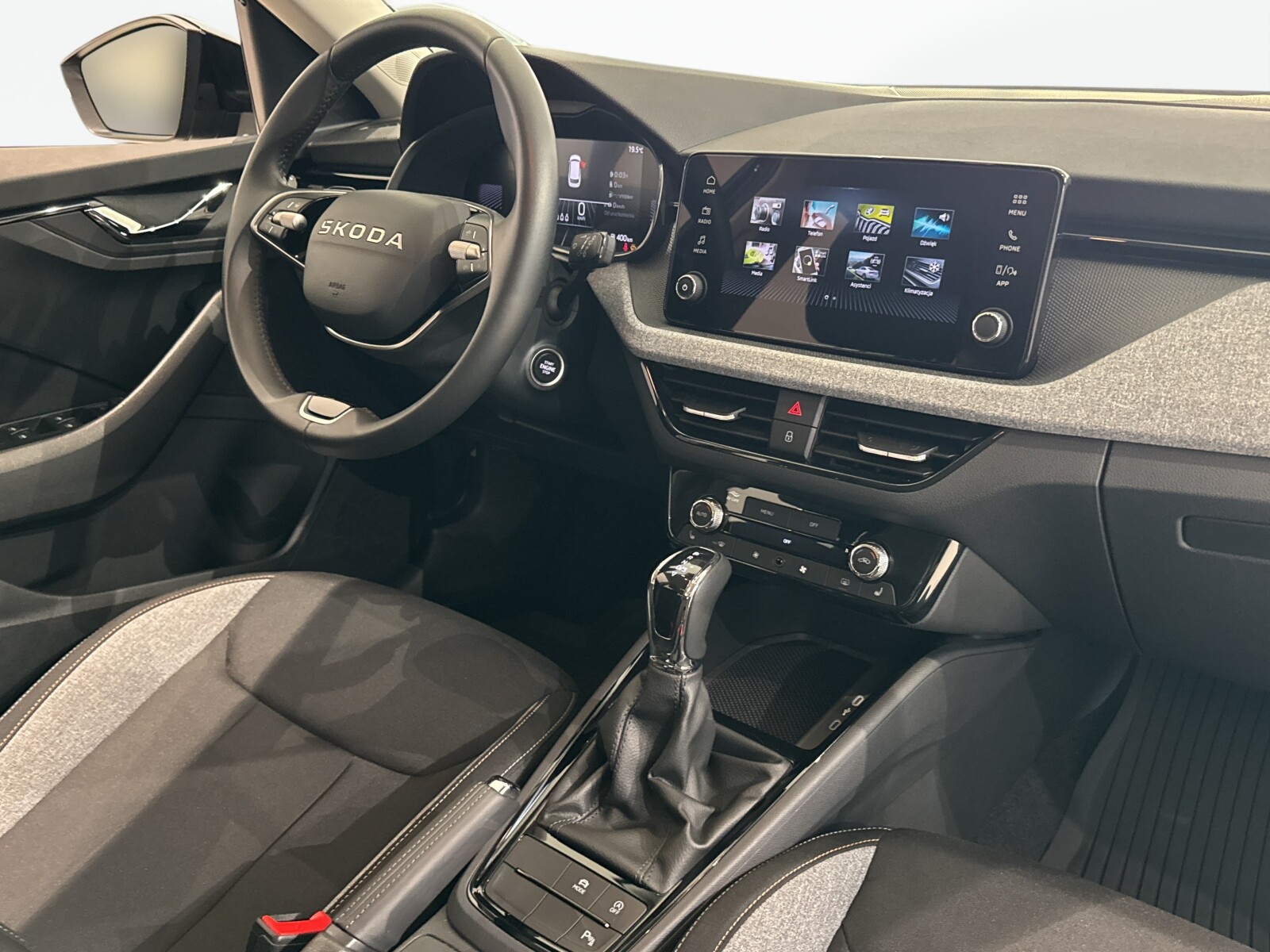 Škoda Kamiq - zdjęcie 18
