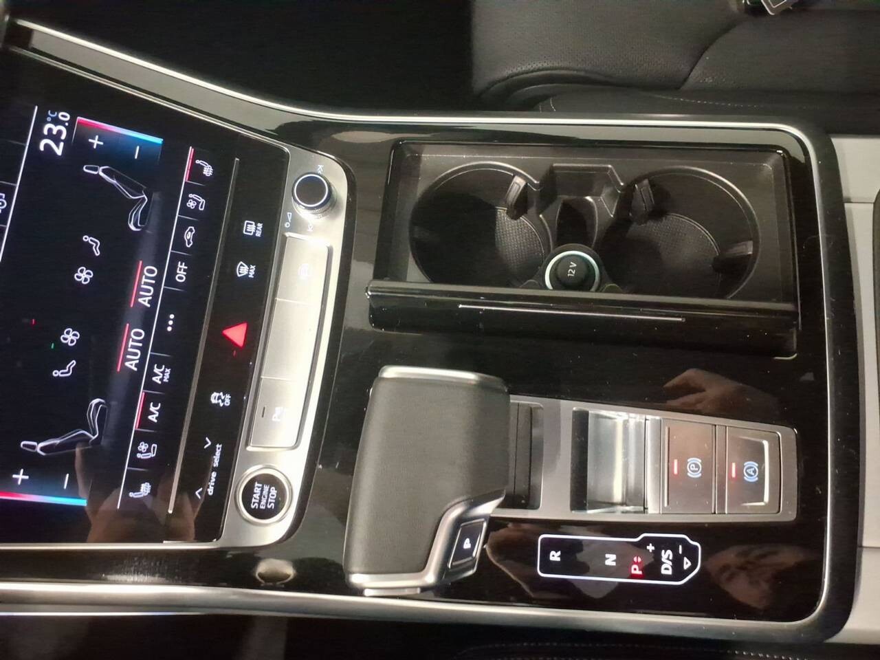 Audi Q8 - zdjęcie 8