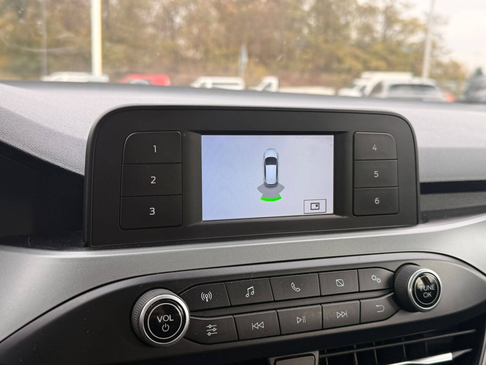 Ford Focus - zdjęcie 7
