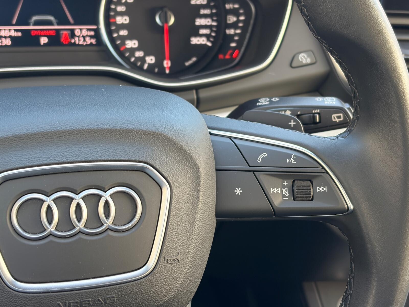 Audi Q5 - zdjęcie 28