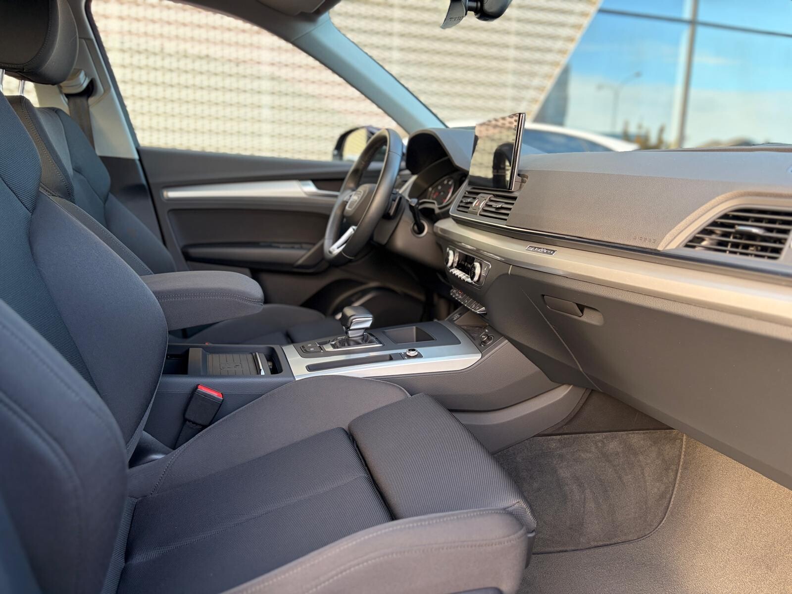 Audi Q5 - zdjęcie 22