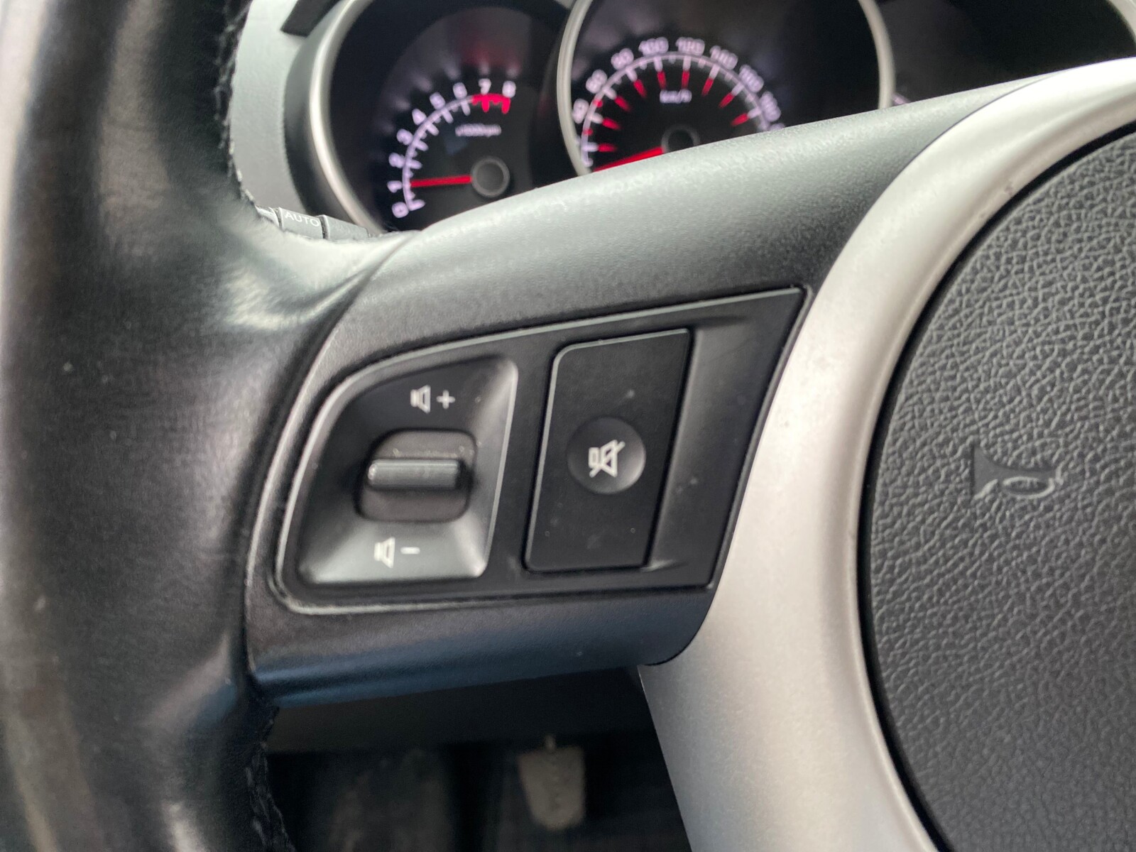 Kia Venga - zdjęcie 20