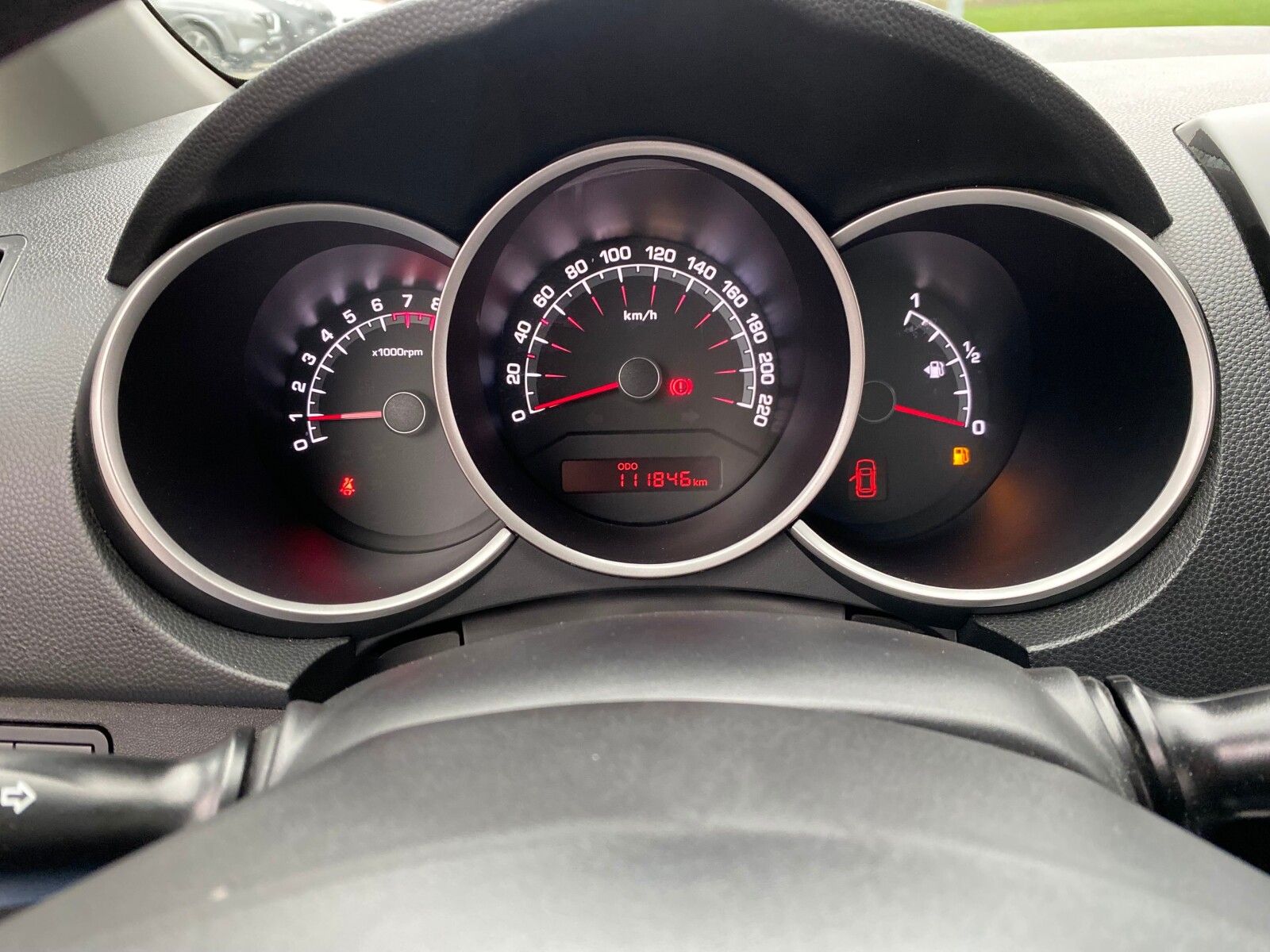 Kia Venga - zdjęcie 18