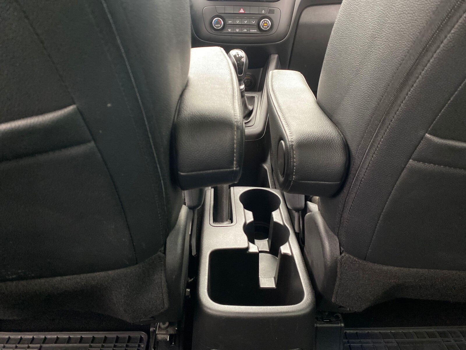 Kia Venga - zdjęcie 11