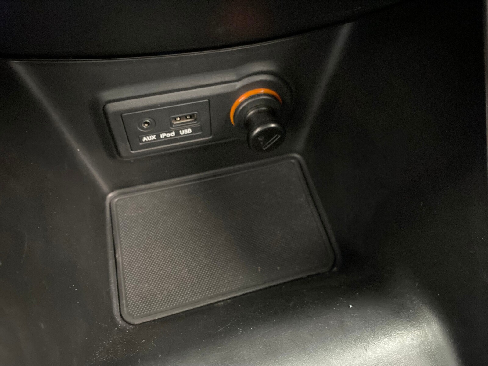 Kia Venga - zdjęcie 26