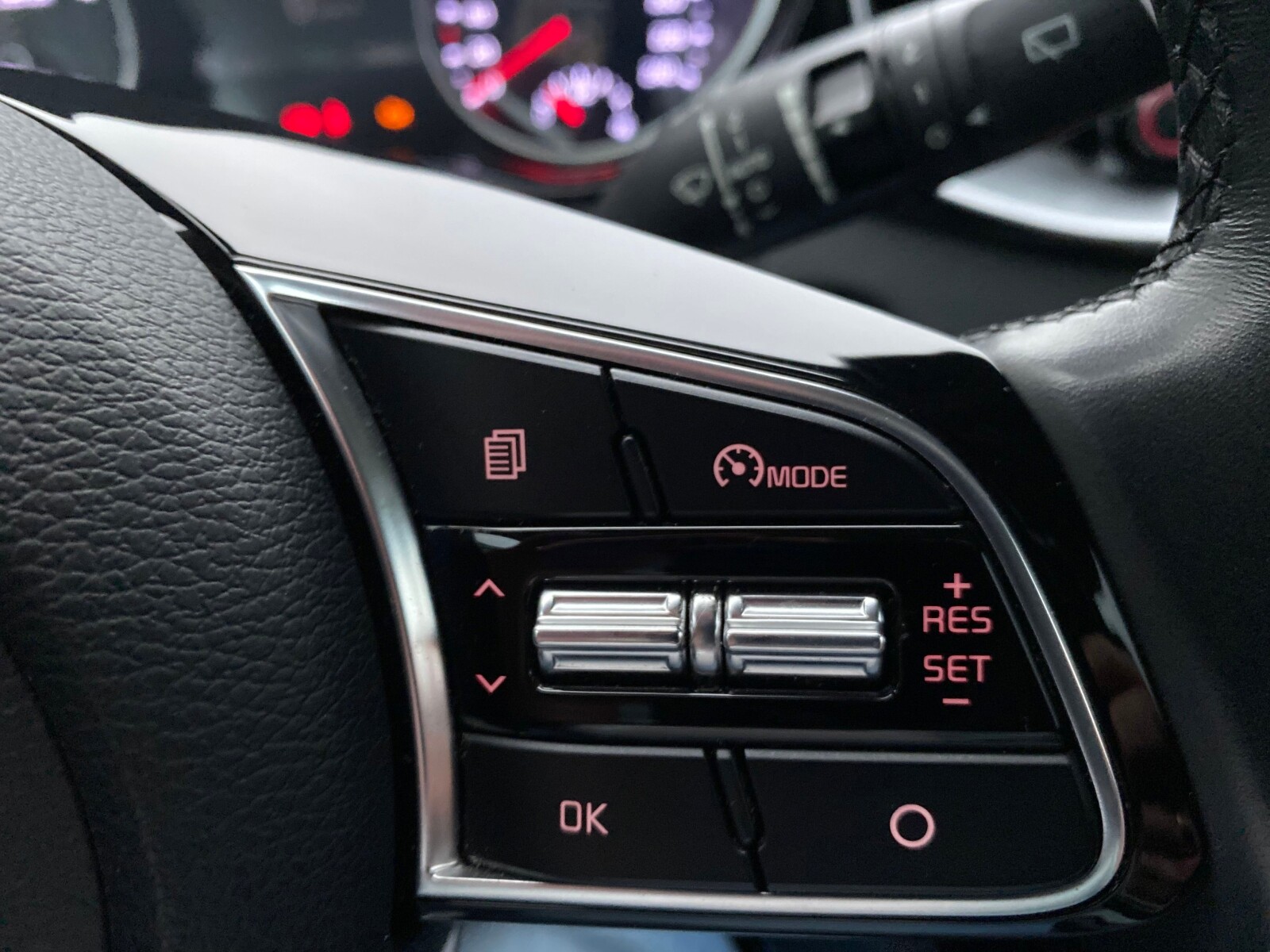 Kia Ceed - zdjęcie 19