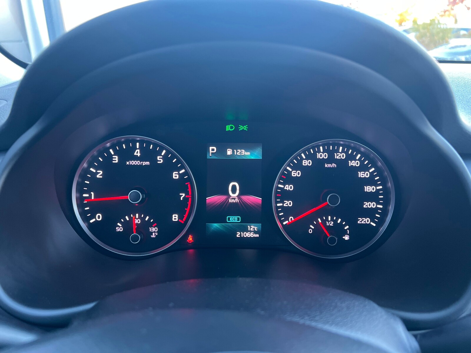 Kia Stonic - zdjęcie 9