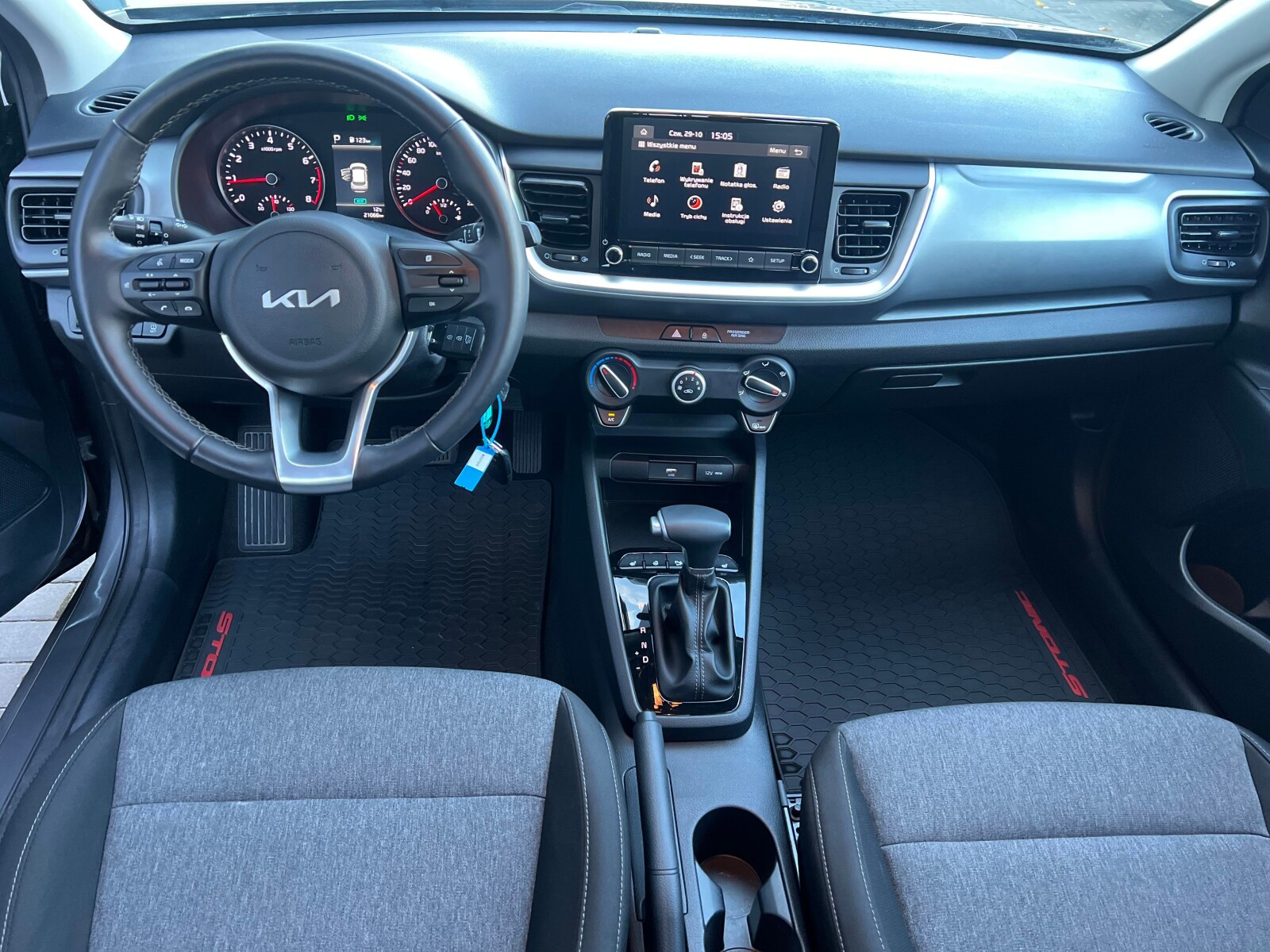 Kia Stonic - zdjęcie 24