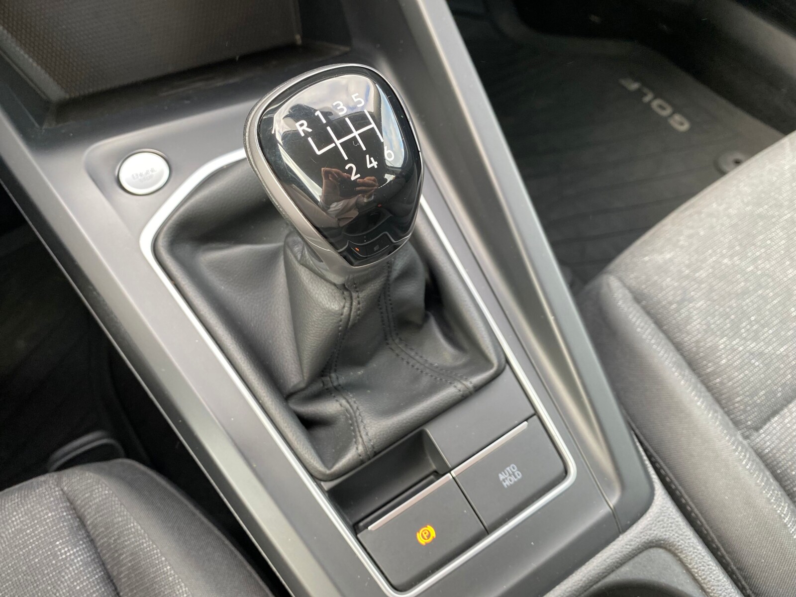 Volkswagen Golf - zdjęcie 12