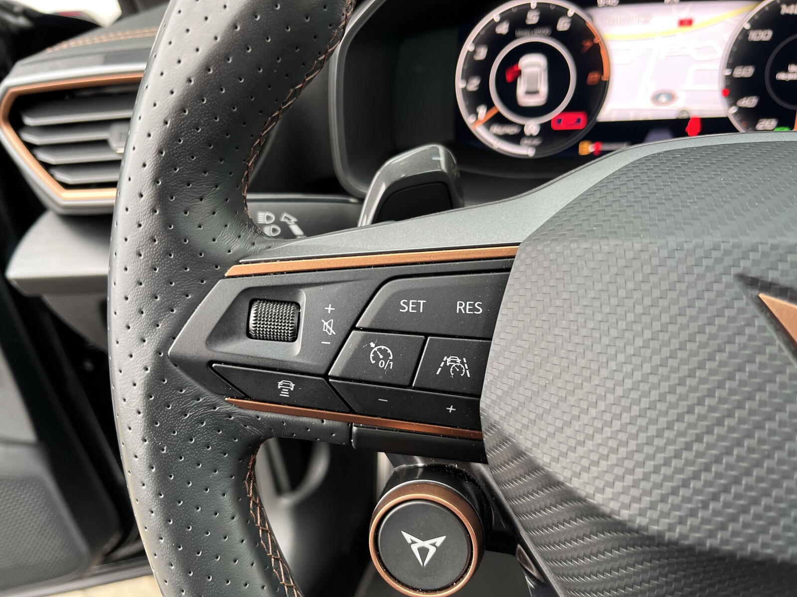 Cupra Formentor - zdjęcie 21