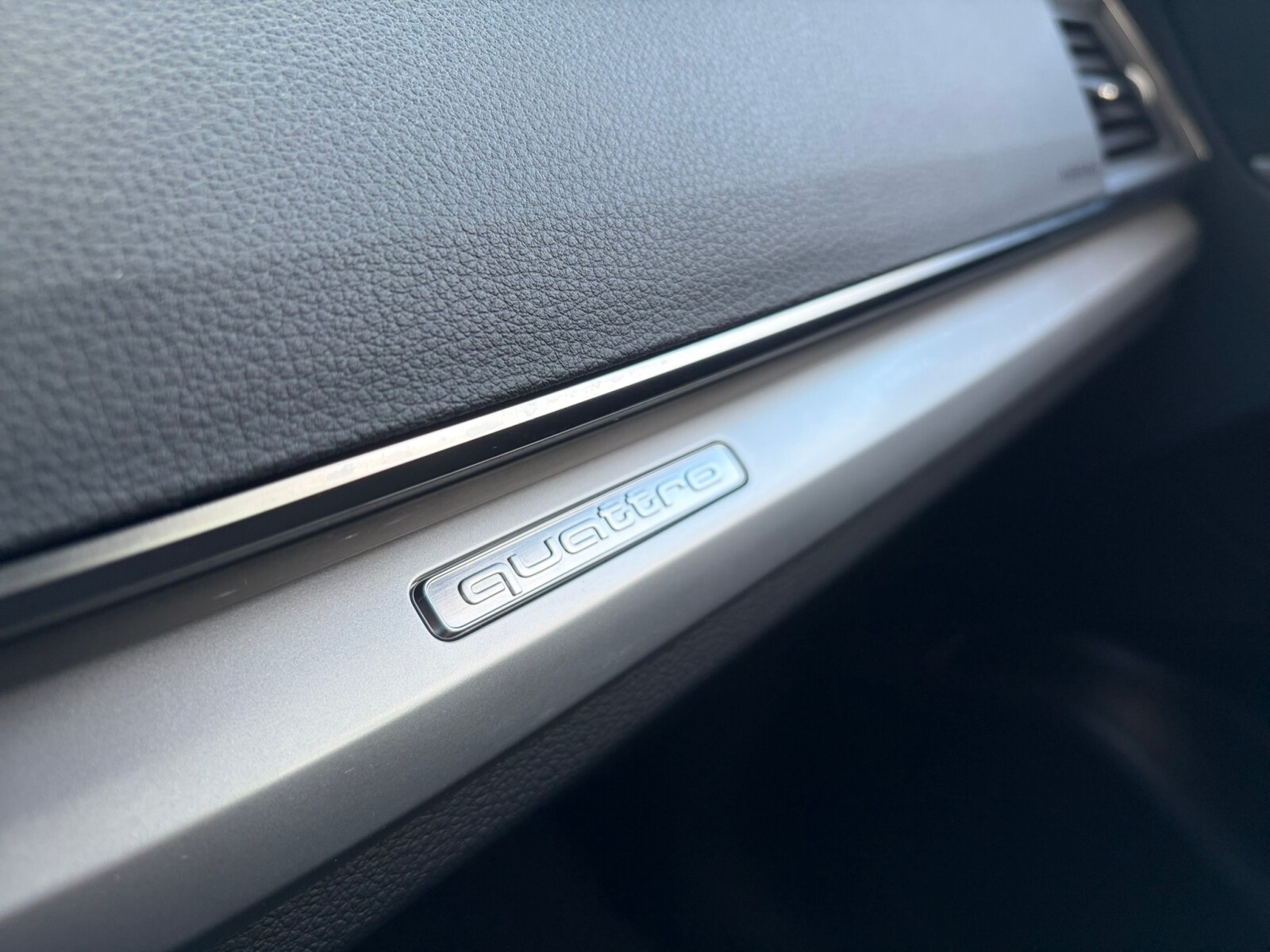 Audi Q5 - zdjęcie 25