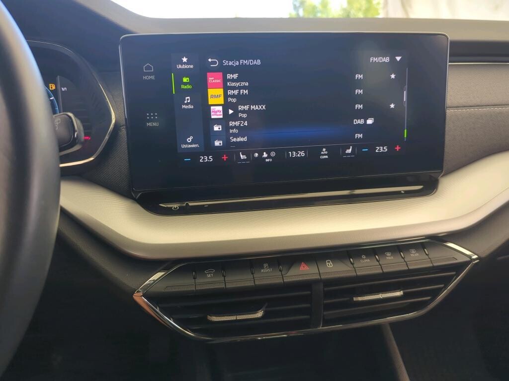 Škoda Octavia Combi - zdjęcie 3