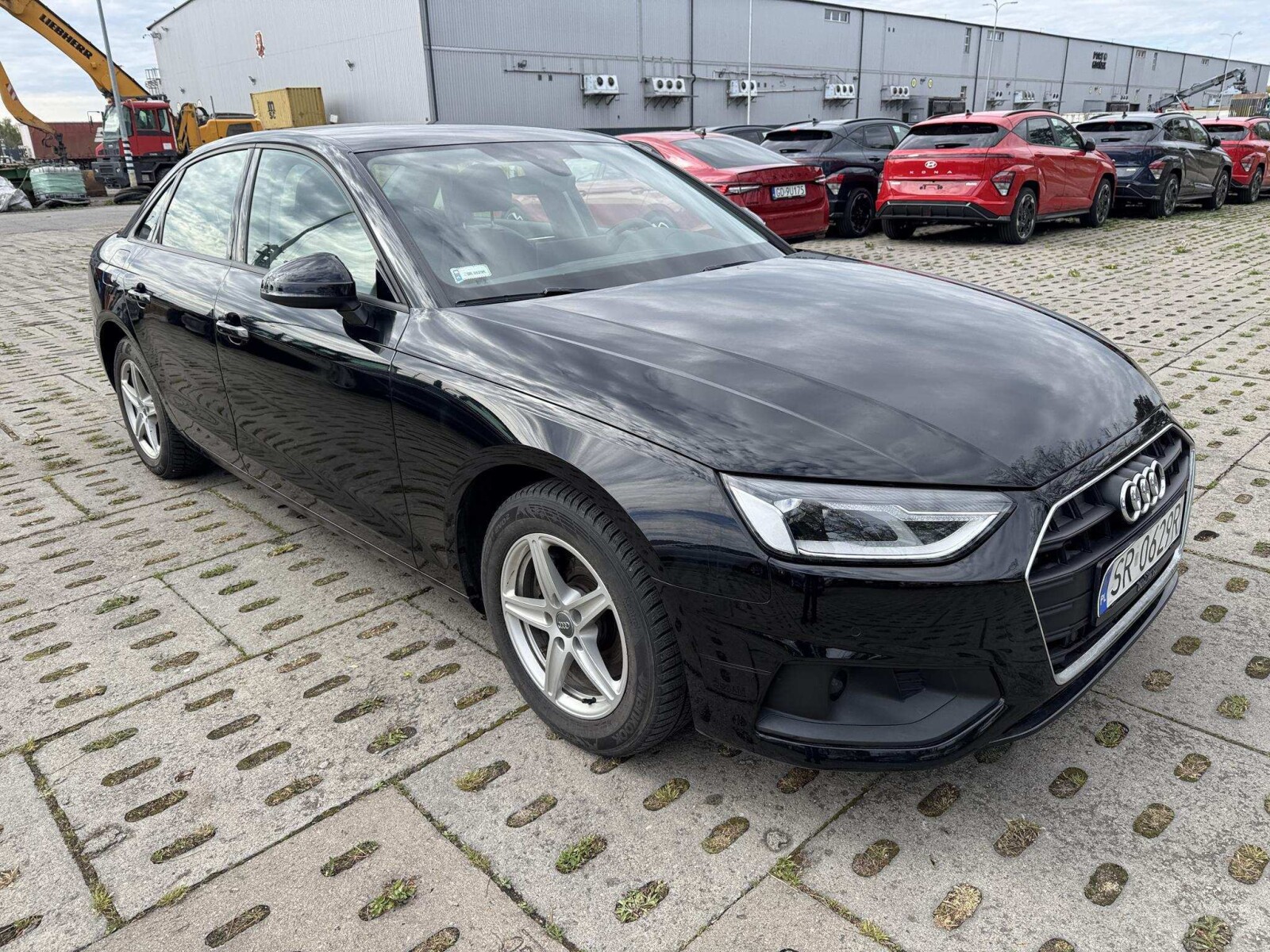 Audi A4 - zdjęcie 2