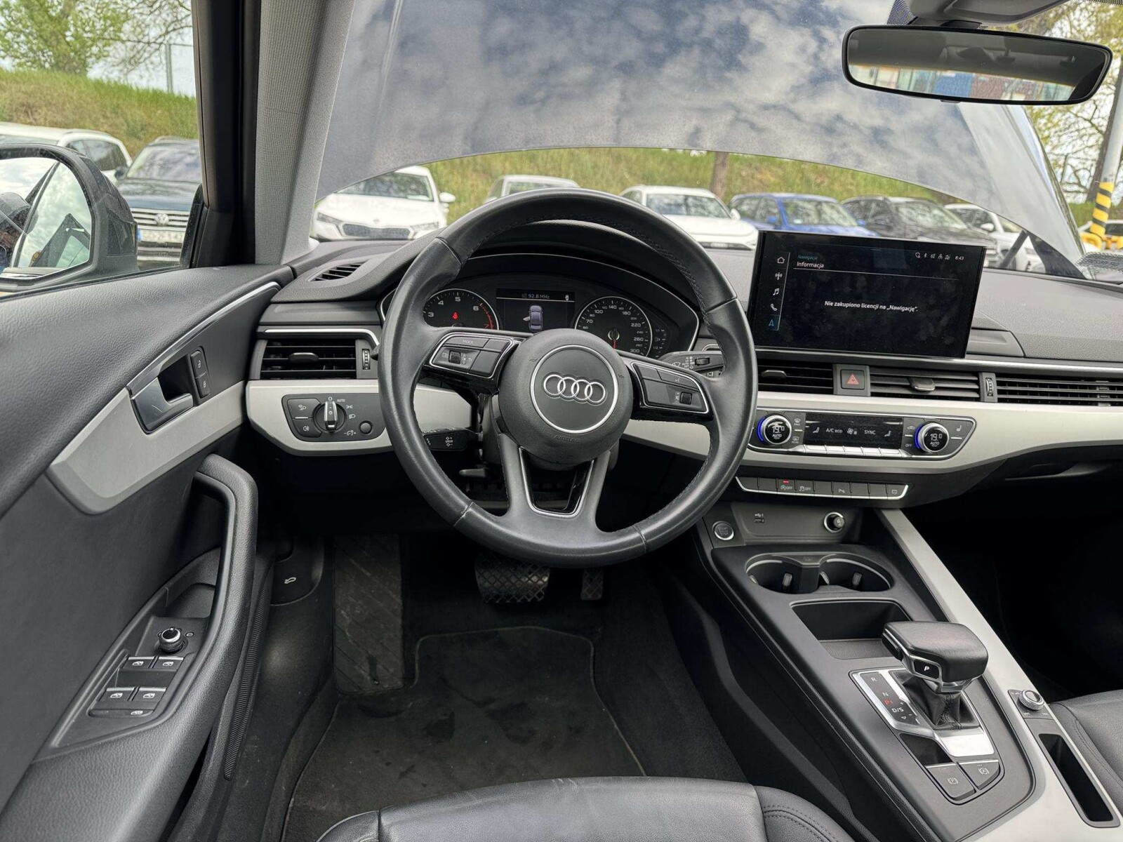 Audi A4 - zdjęcie 8