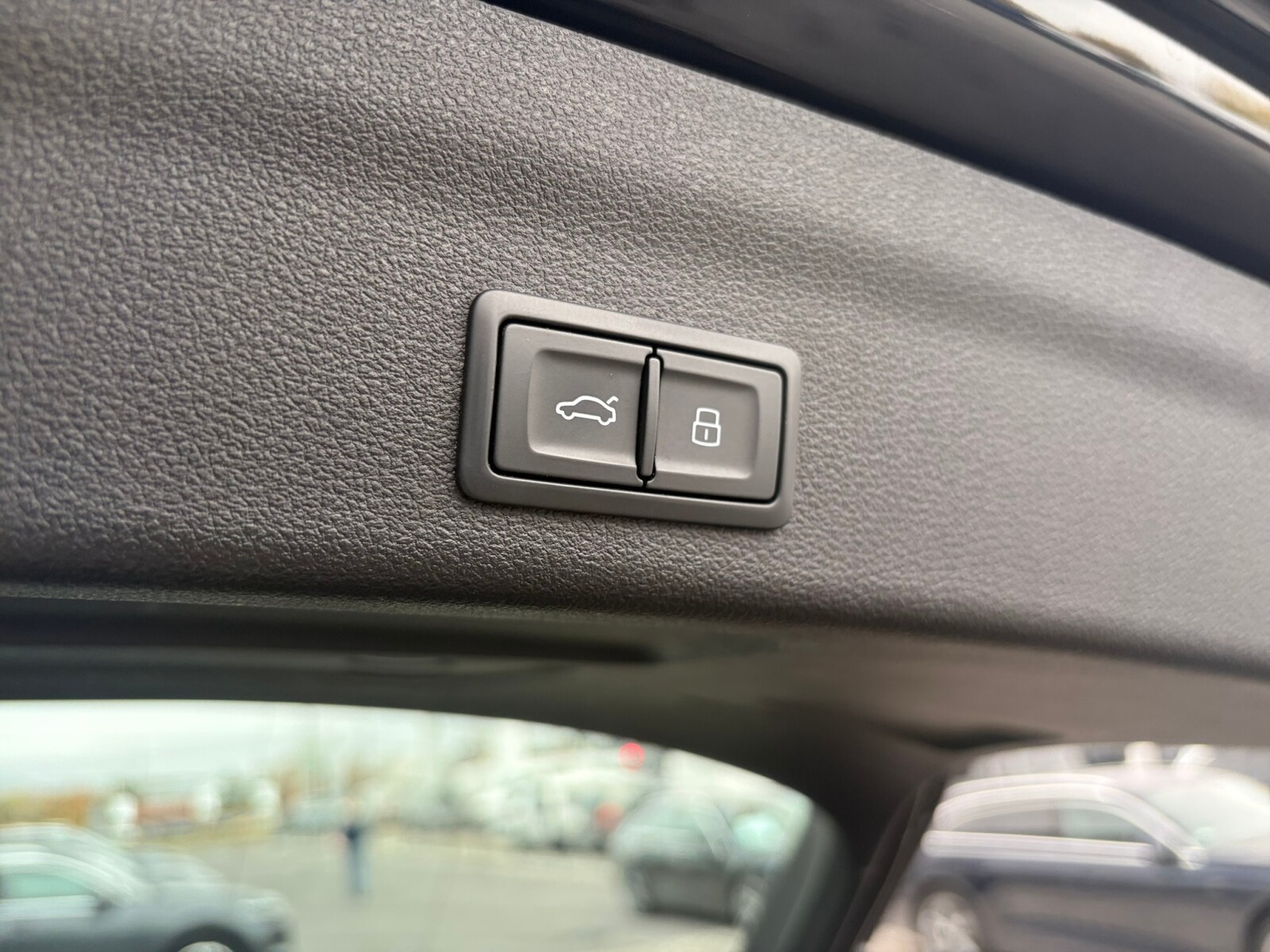 Audi A6 Avant - zdjęcie 9