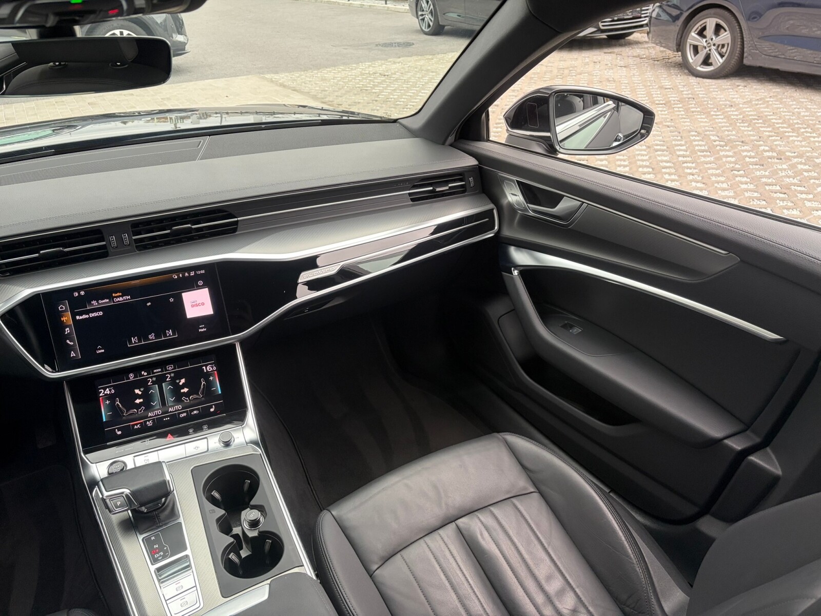 Audi A6 Avant - zdjęcie 18