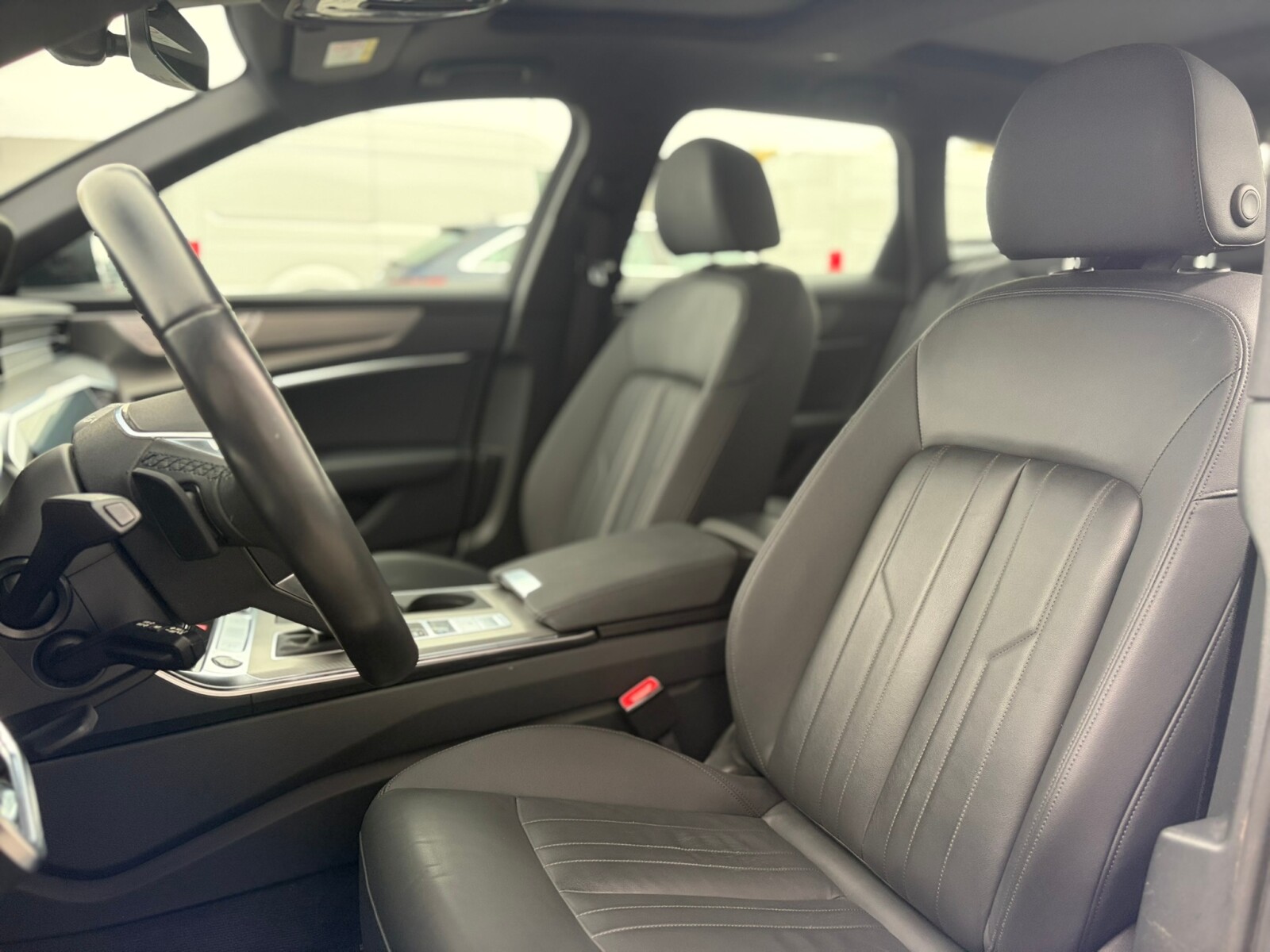 Audi A6 Avant - zdjęcie 13