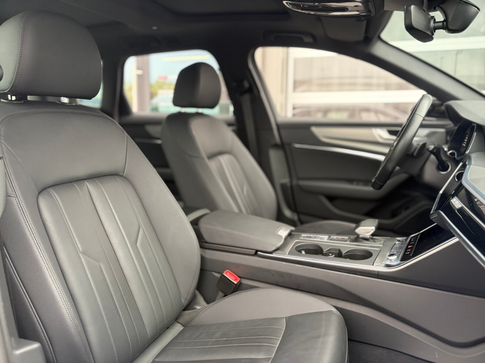 Audi A6 Avant - zdjęcie 15