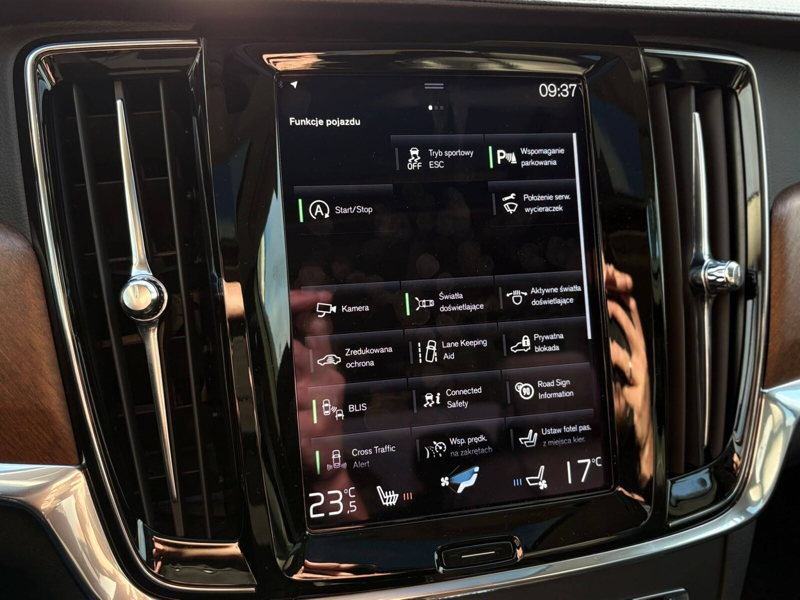 Volvo S90 - zdjęcie 14