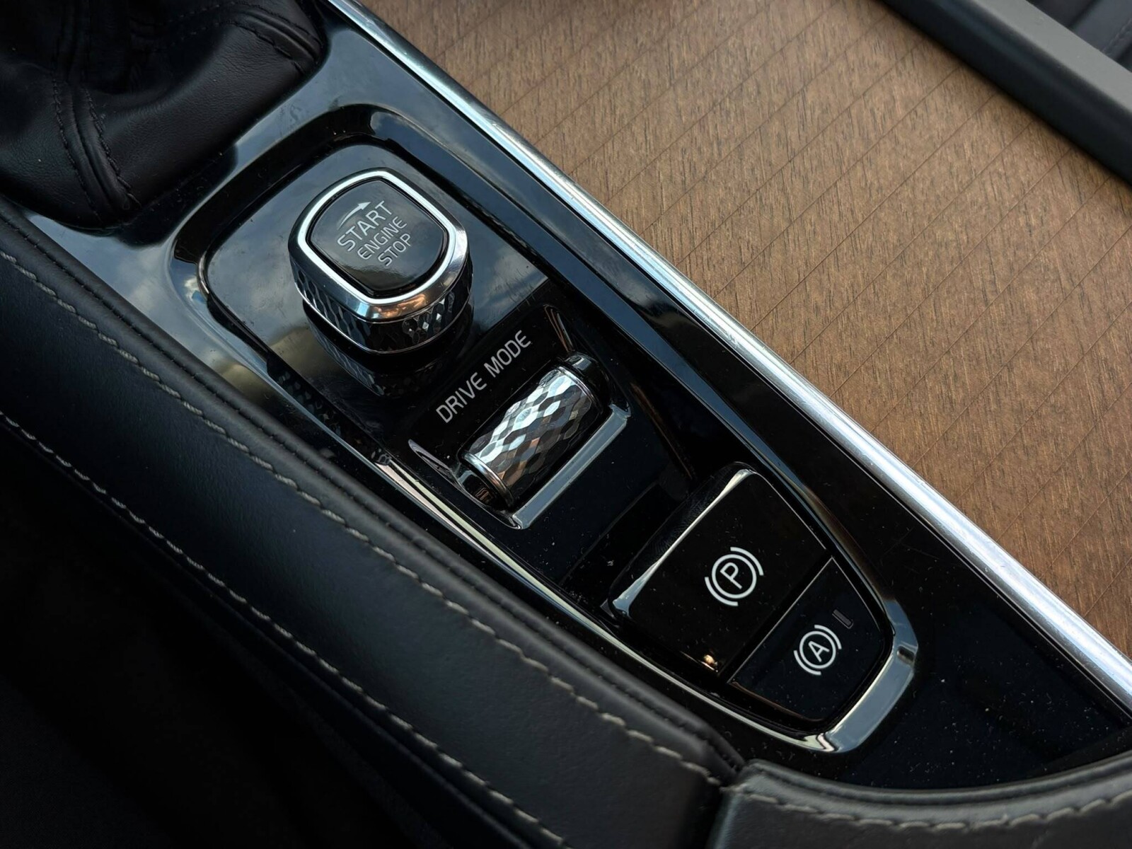 Volvo S90 - zdjęcie 17