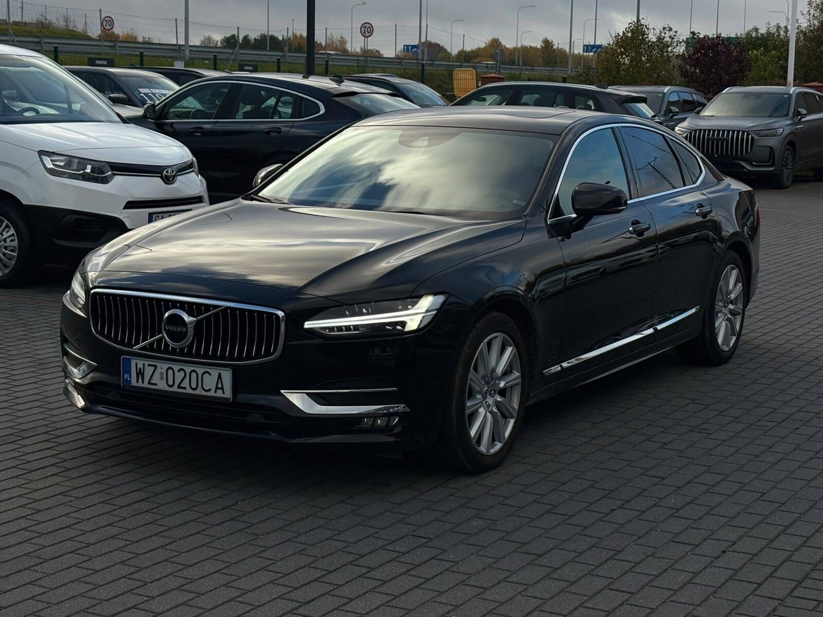 Volvo S90 - zdjęcie 2