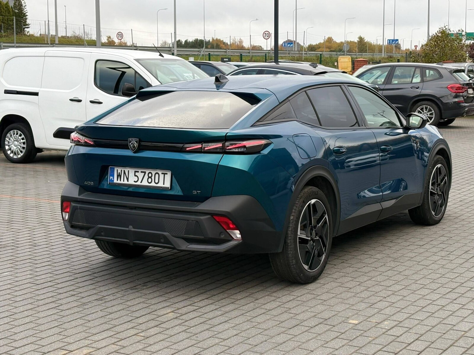 Peugeot 408 - zdjęcie 7