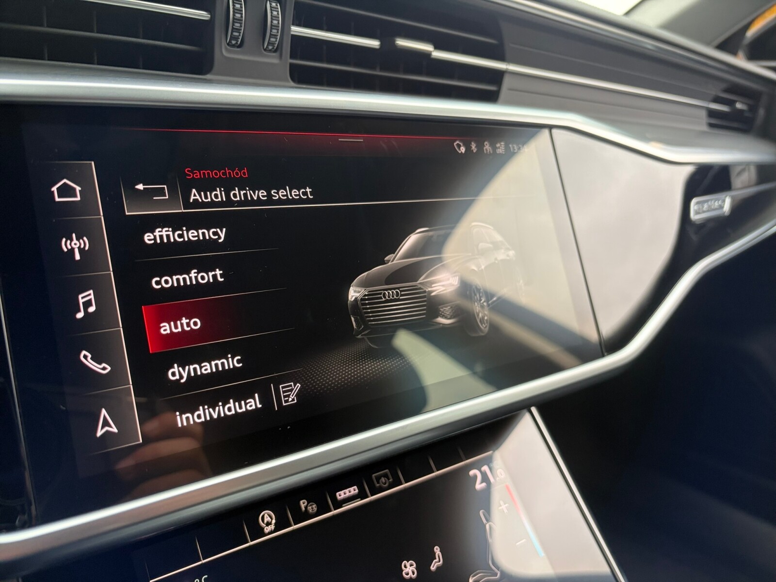 Audi A6 Avant - zdjęcie 31