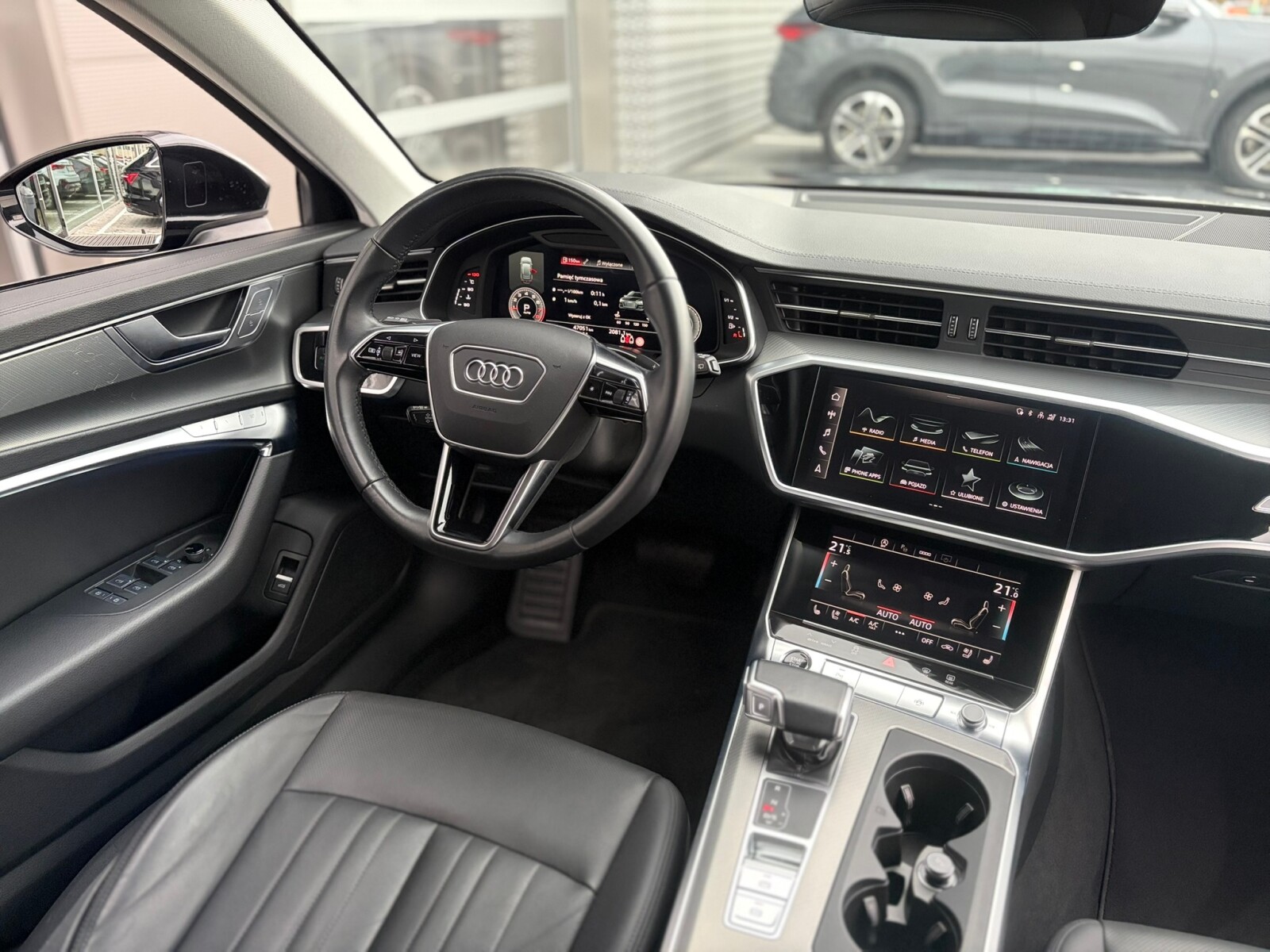 Audi A6 Avant - zdjęcie 19