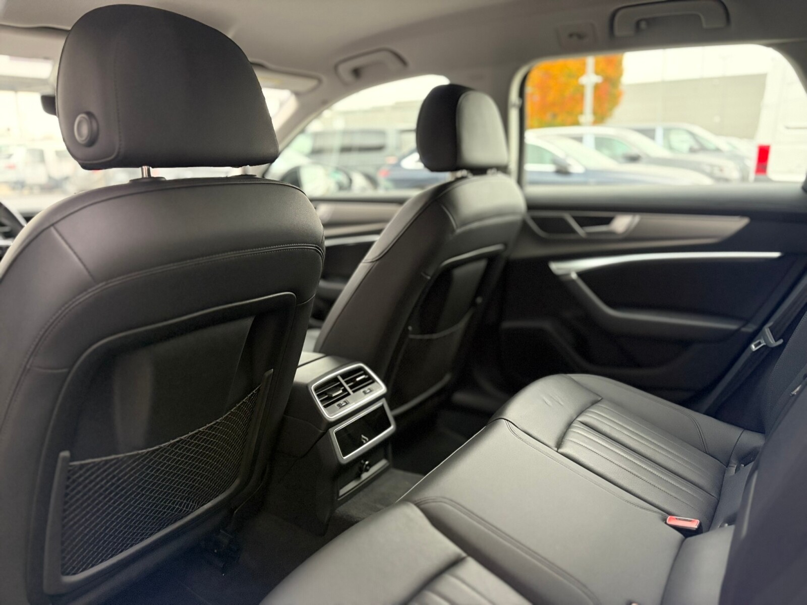 Audi A6 Avant - zdjęcie 10