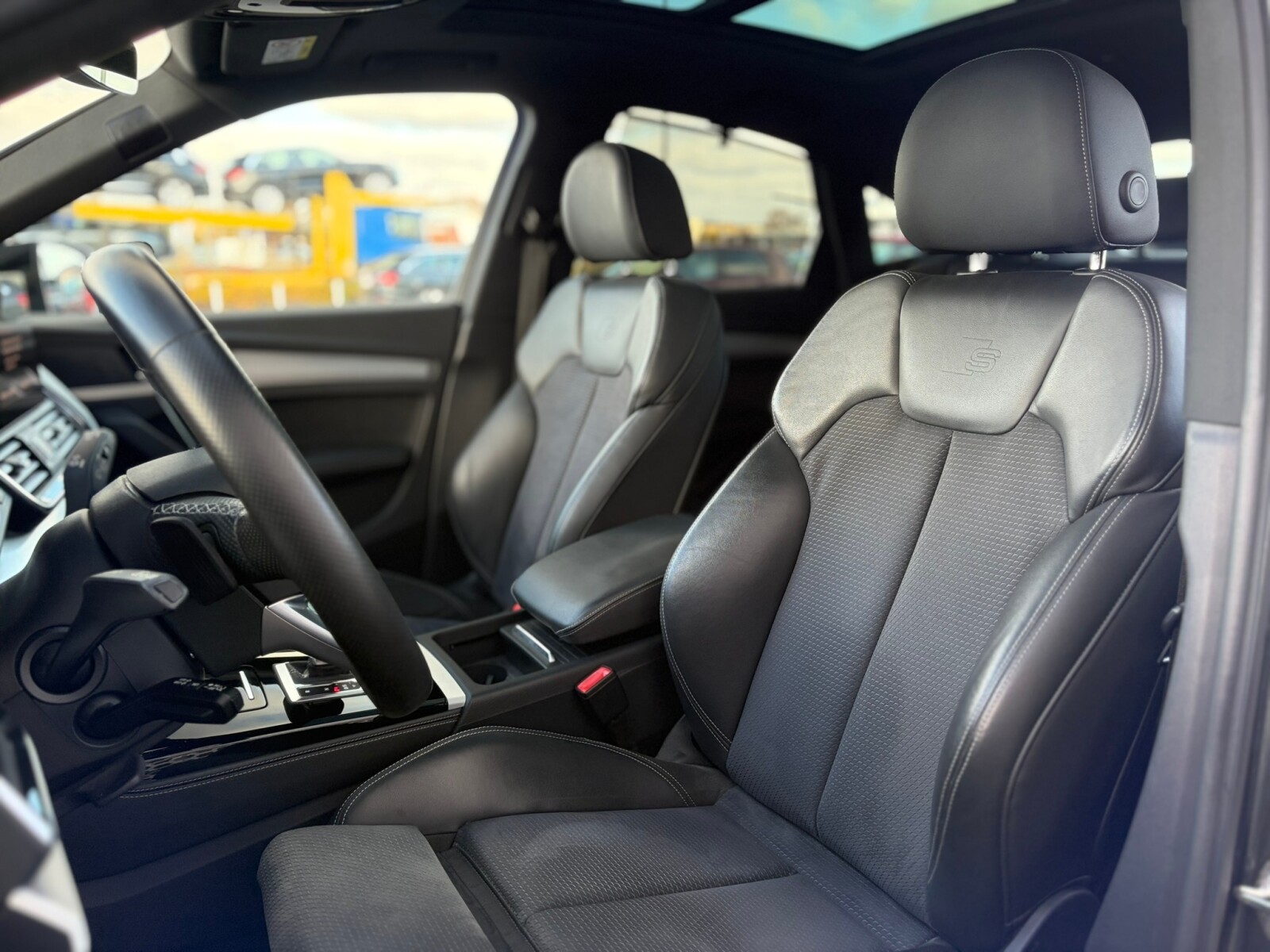 Audi Q5 Sportback - zdjęcie 14