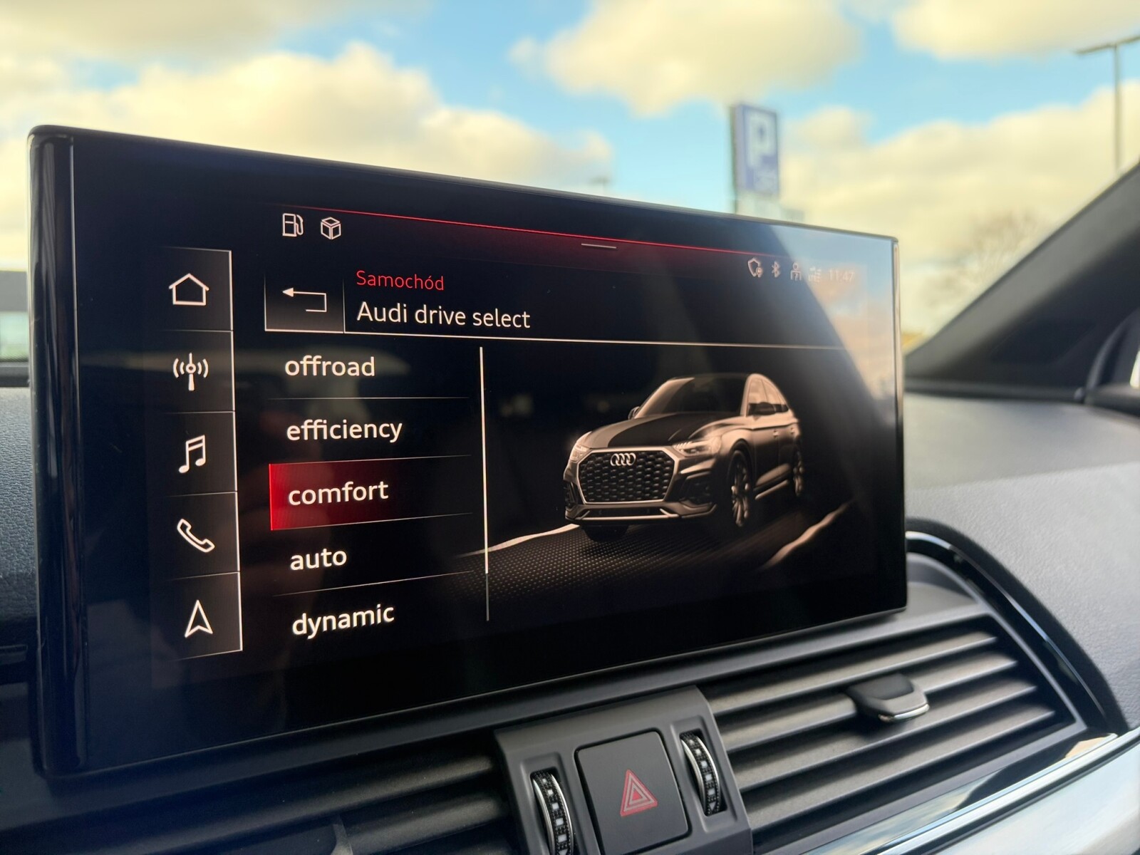 Audi Q5 Sportback - zdjęcie 31