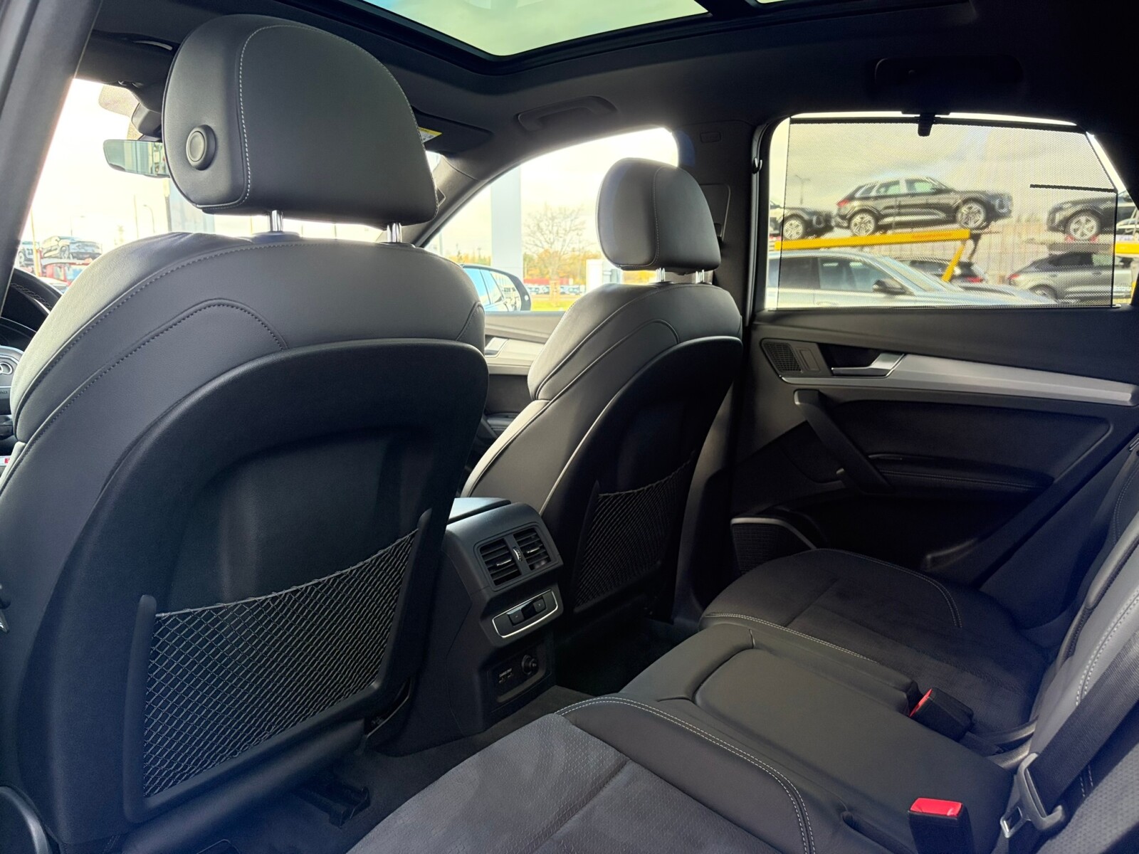 Audi Q5 Sportback - zdjęcie 11